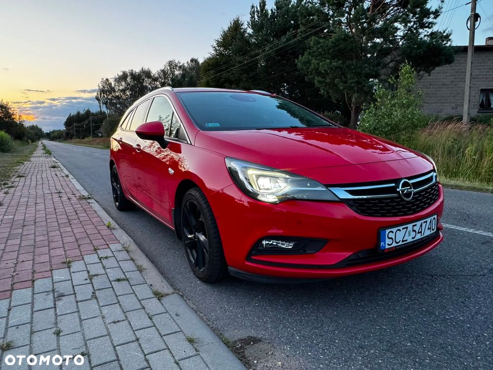 Opel Astra 1.4 T Elite - 10