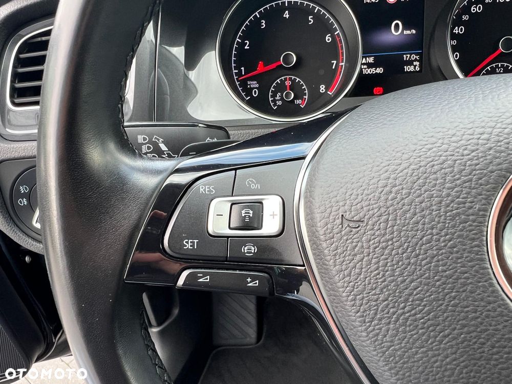 Volkswagen Golf 1.5 TSI BMT Evo Highline DSG - 30
