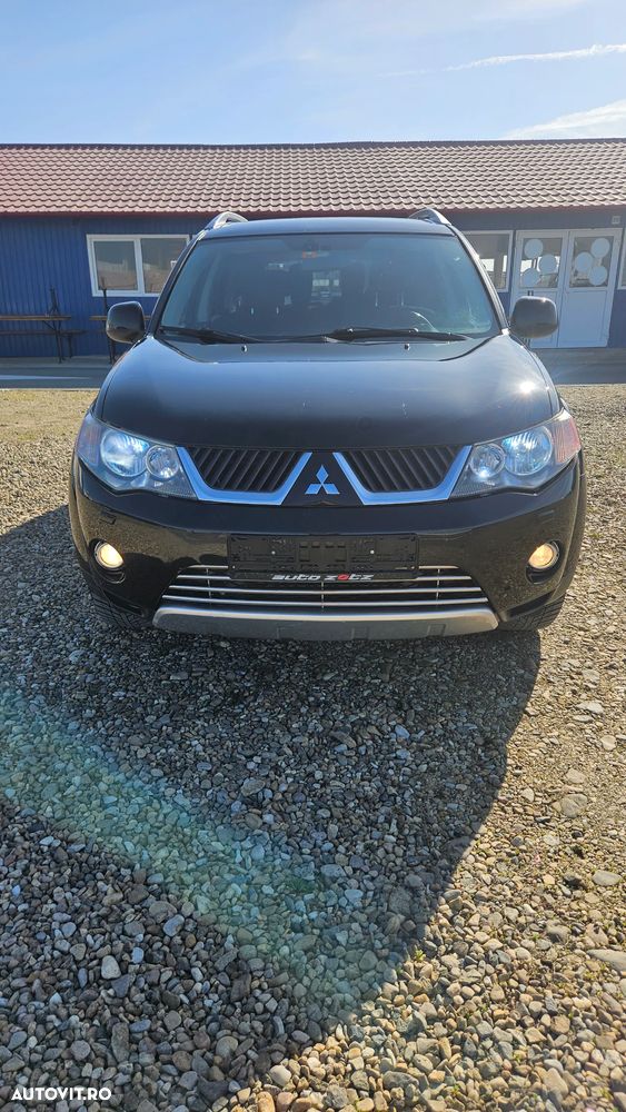 Mitsubishi Outlander 2.0 DI-D 4WD Instyle - 6