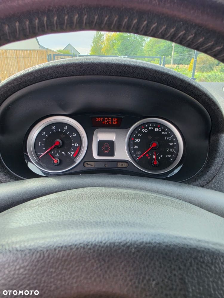 Renault Clio - 12