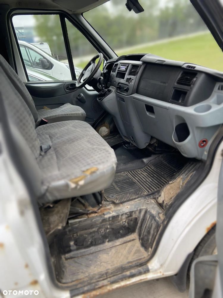 Ford TRANSIT - 3