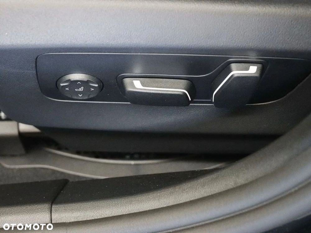 BMW Seria 5 540d xDrive mHEV M Sport - 20