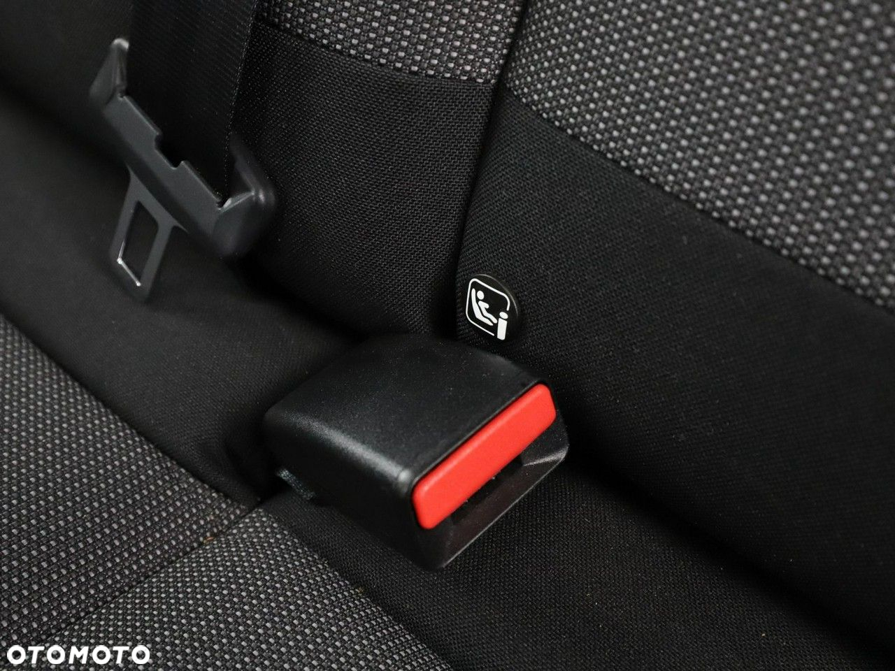 Citroën C3 1.2 PureTech GPF Shine - 33