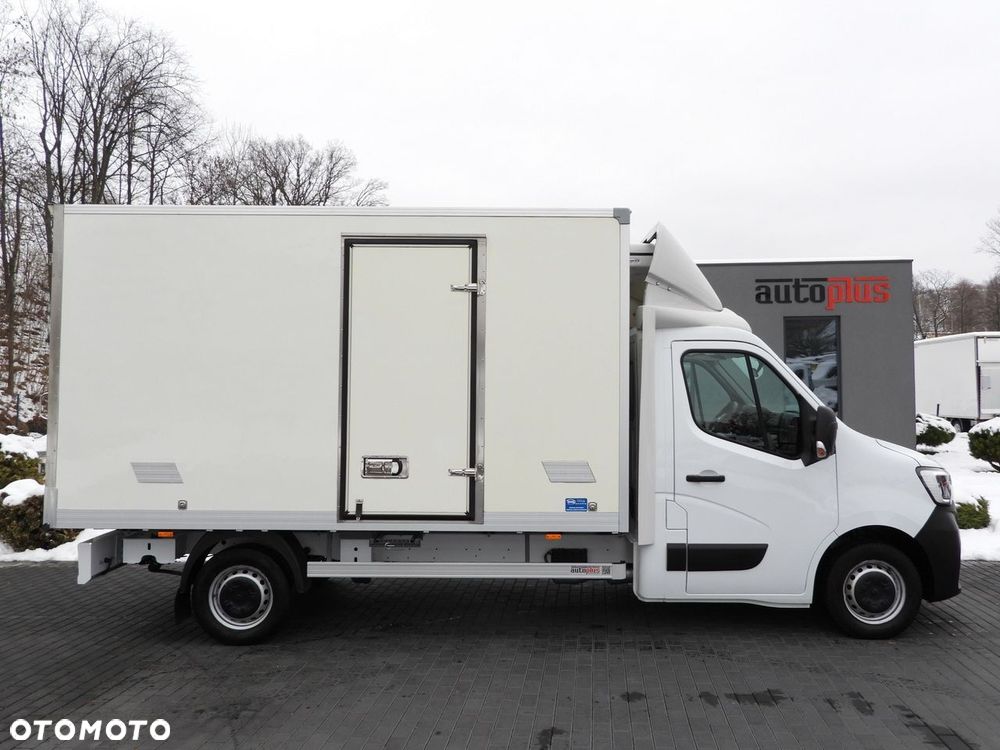 Renault MASTER CHŁODNIA KONTENER 0*C LEDY KLIMATYZACJA  165KM - 8