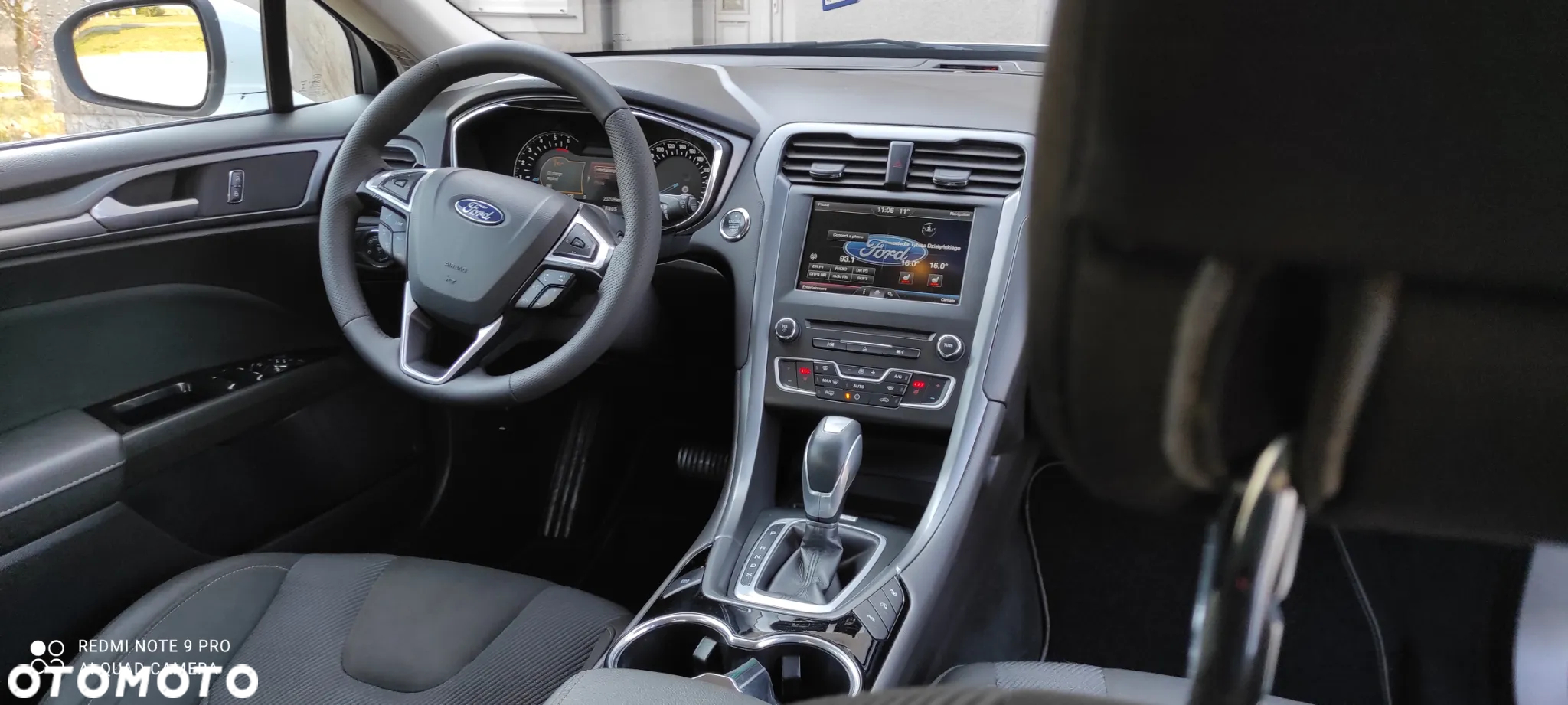 Ford Mondeo 2.0 TDCi Titanium PowerShift - 34