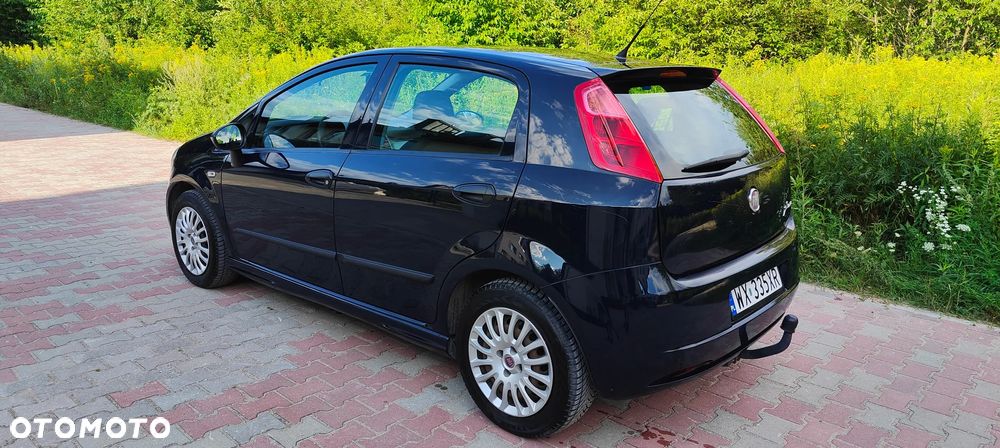 Fiat Grande Punto - 4