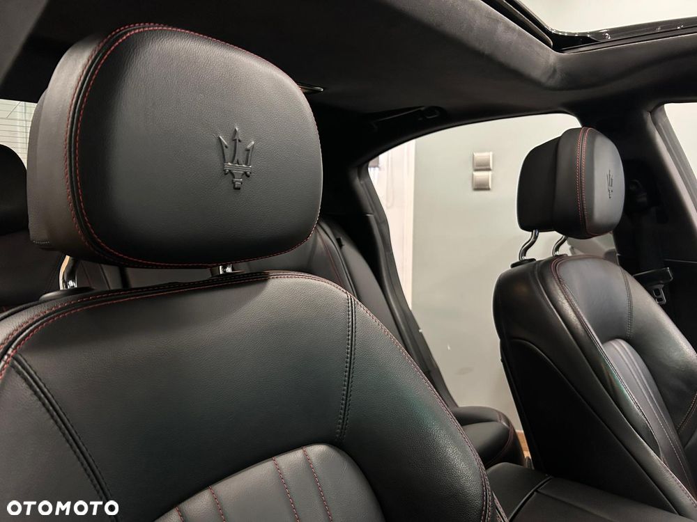 Maserati Ghibli S Q4 - 11