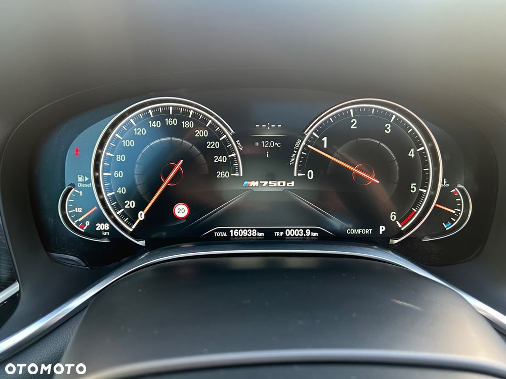 BMW Seria 7 - 28