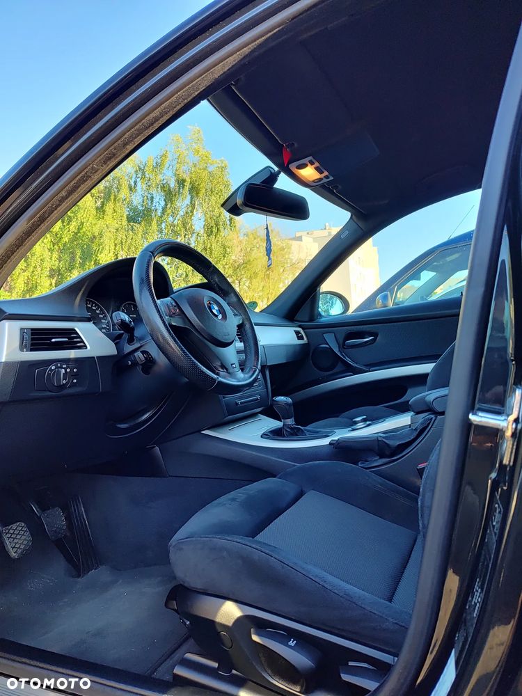 BMW Seria 3 318d DPF - 11