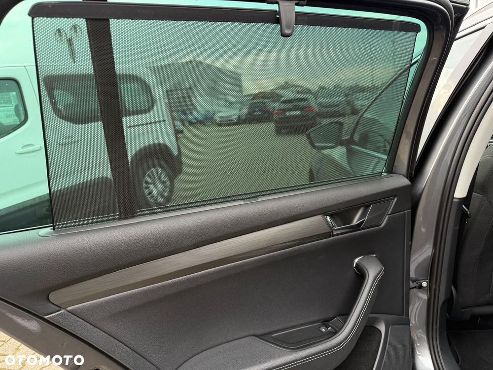 Skoda Superb 2.0 TDI SCR Style DSG - 21