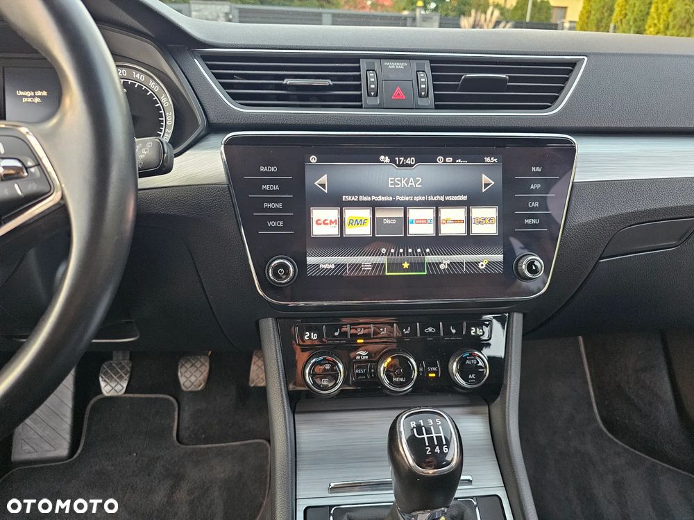 Skoda Superb 2.0 TDI SCR Style - 19
