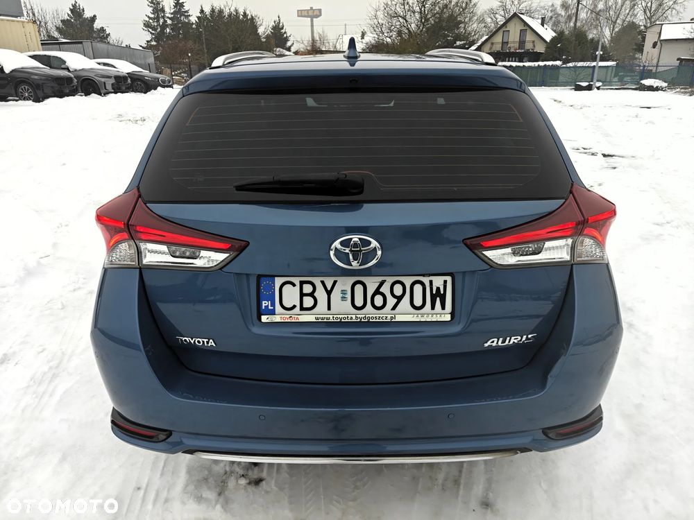 Toyota Auris 1.6 Premium Comfort - 4