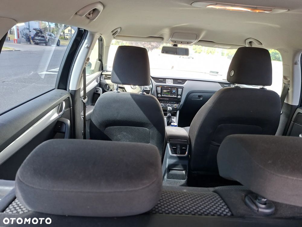 Skoda Octavia 1.6 TDI Ambition - 16