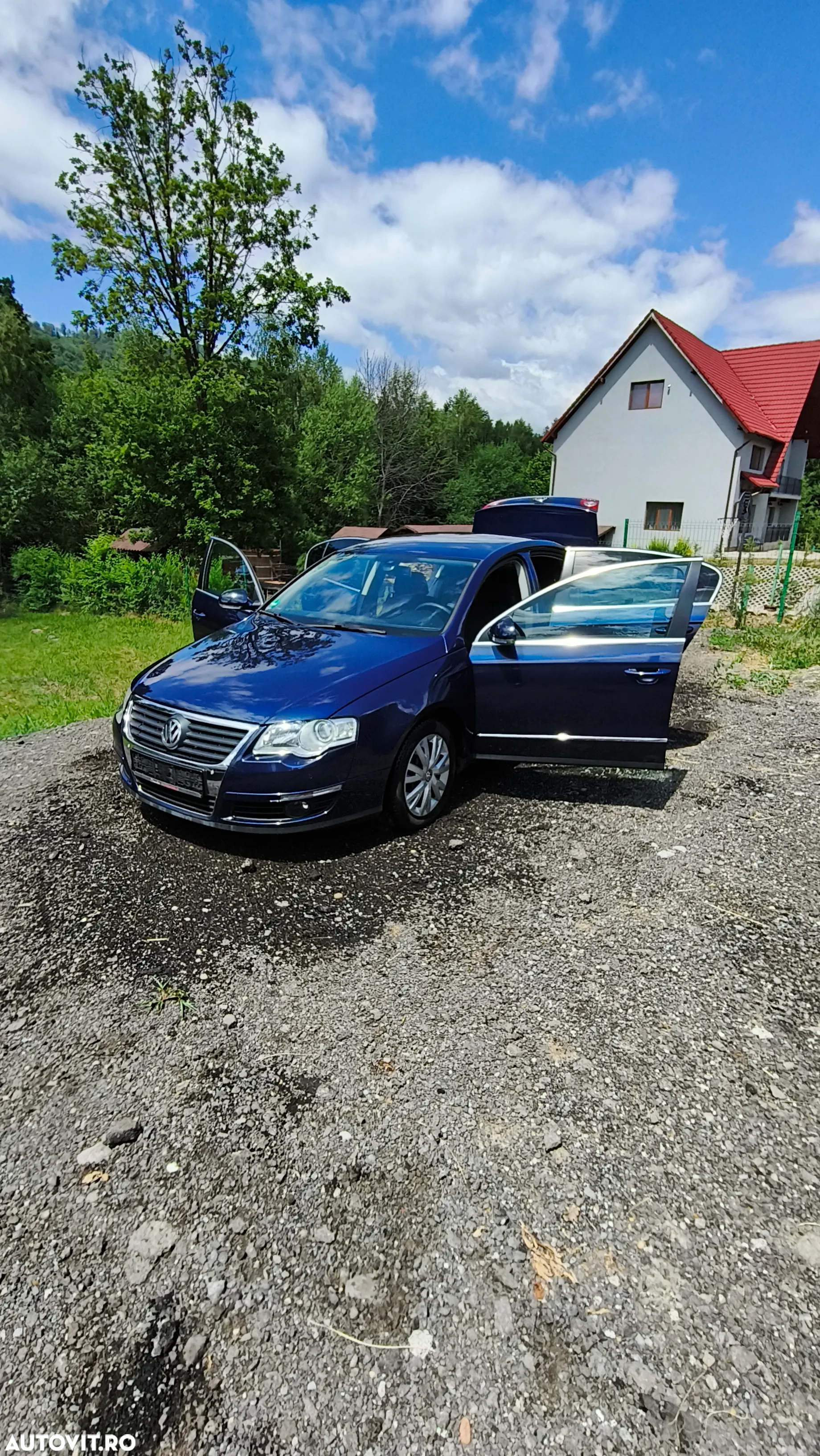 Volkswagen Passat 2.0 TDI Comfortline - 5
