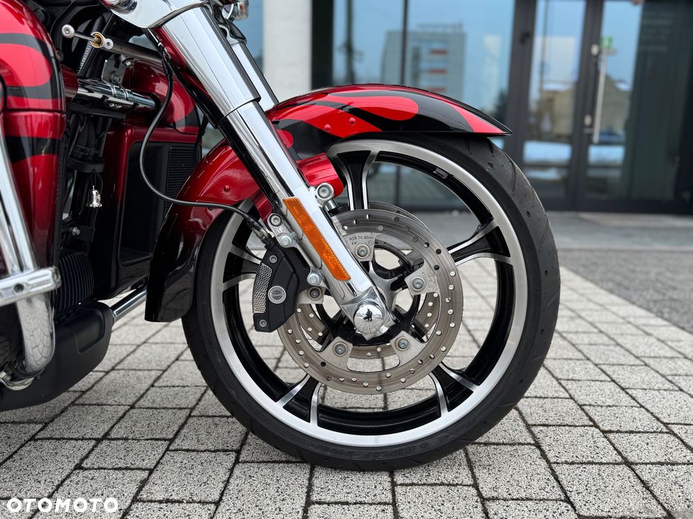 Harley-Davidson Tri Glide - 23