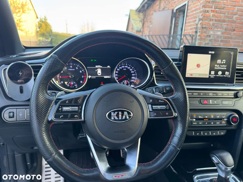 Kia ProCeed - 21