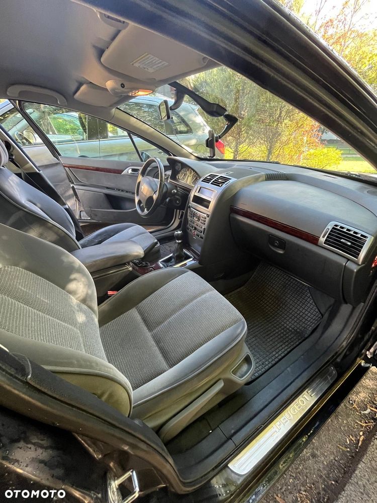 Peugeot 407 - 11