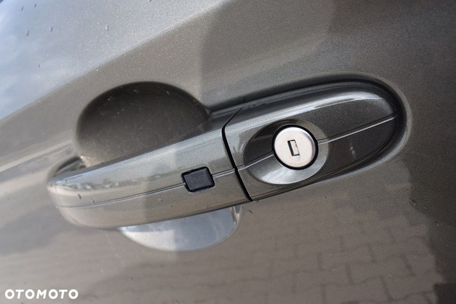Ford Mondeo 2.0 TDCi Platinium X Plus (Titanium) - 17