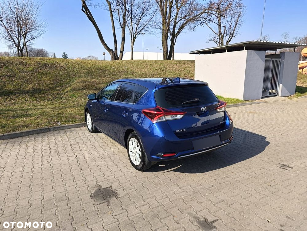 Toyota Auris Hybrid 135 Comfort - 5