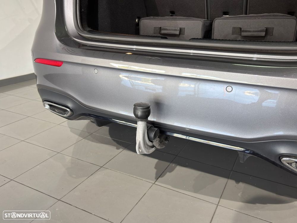 Mercedes-Benz A 250 e 8G-DCT AMG Line - 33