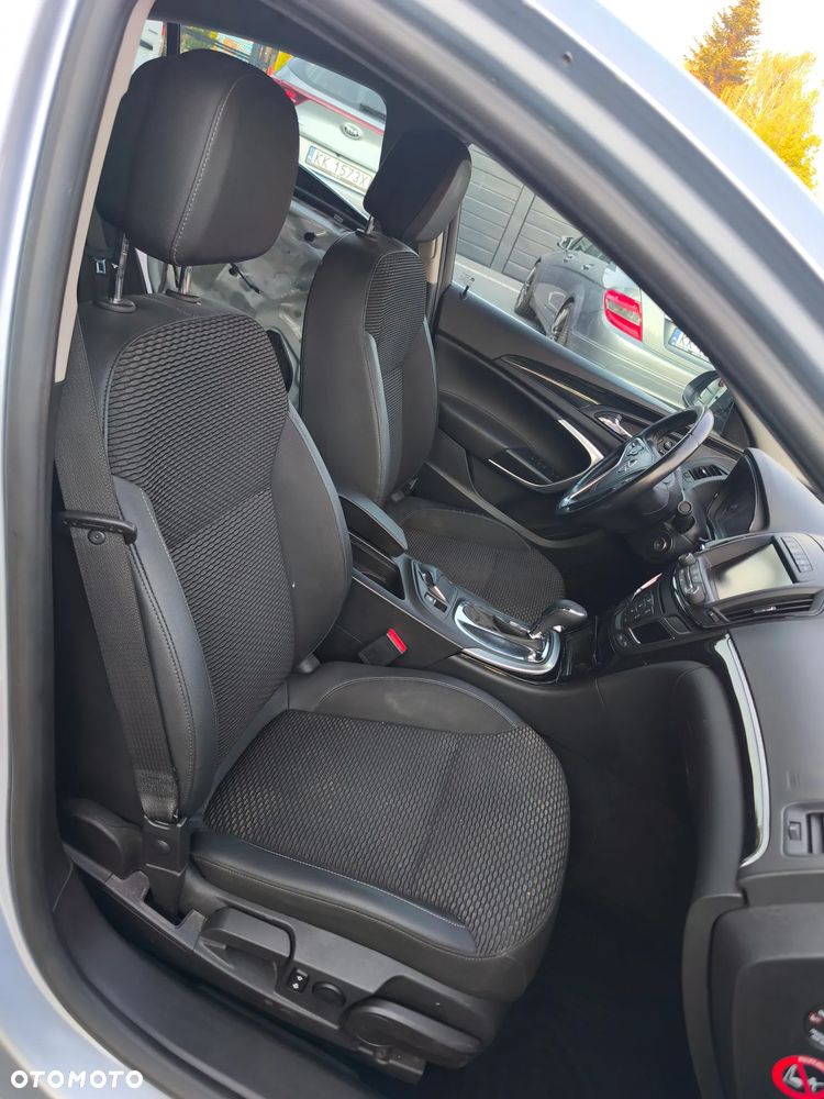 Opel Insignia 1.6 T Cosmo - 16