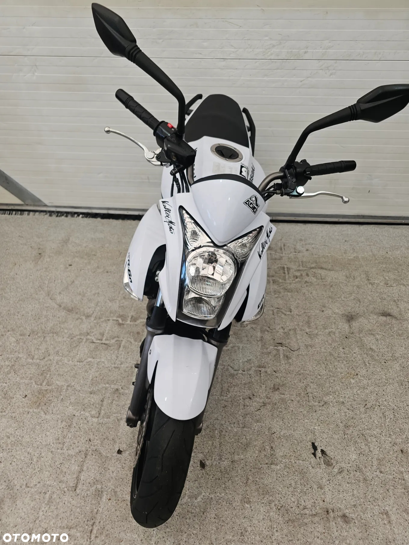Kawasaki ER - 17