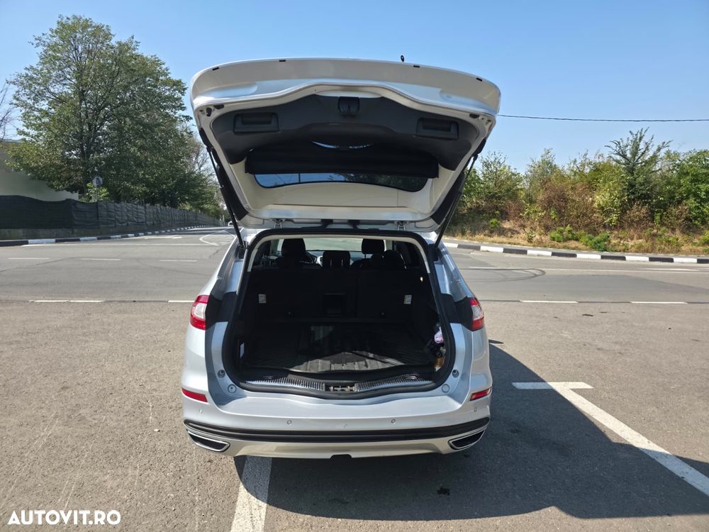 Ford Mondeo 2.0 TDCi Powershift AWD - 3