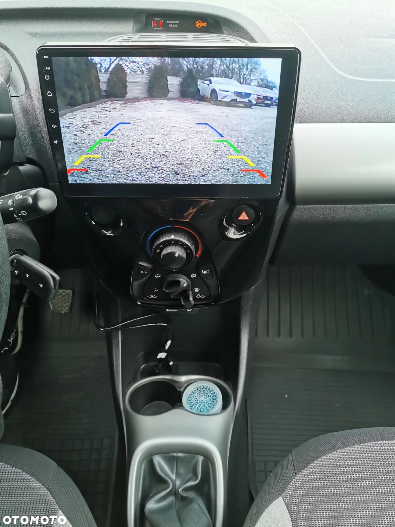Toyota Aygo x-play - 27