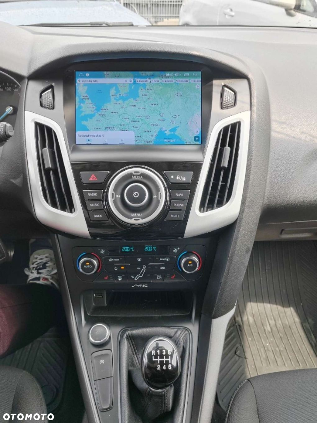 Ford Focus - 12