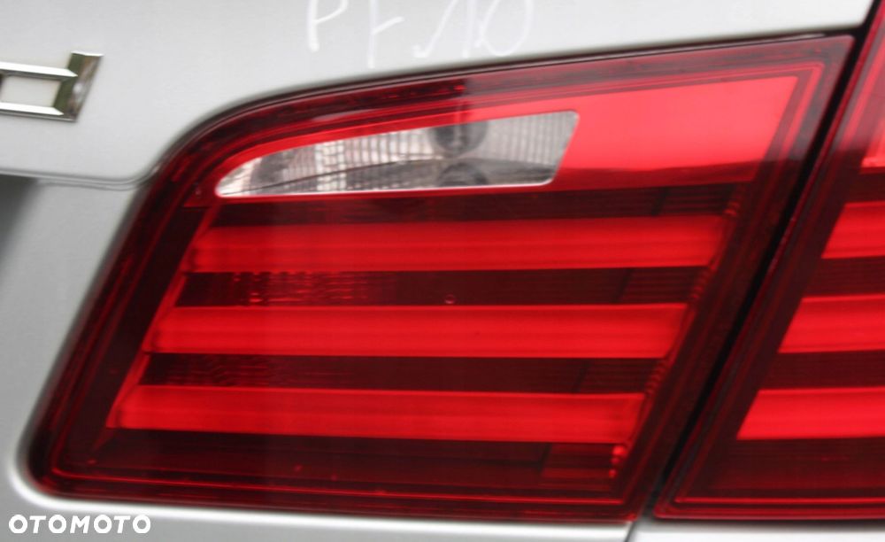 LAMPA TYŁ TYLNA PRAWA W KLAPĘ BAGAŻNIKA BMW F10 - 2
