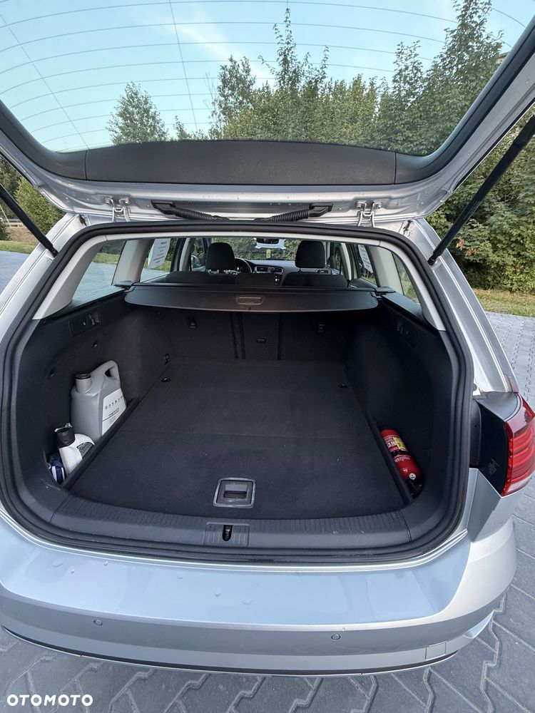 Volkswagen Golf 1.6 TDI BMT Comfortline - 15