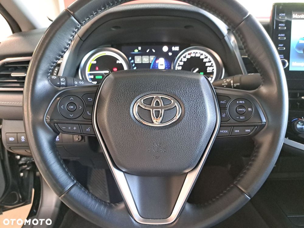 Toyota Camry 2.5 Hybrid Prestige CVT - 32