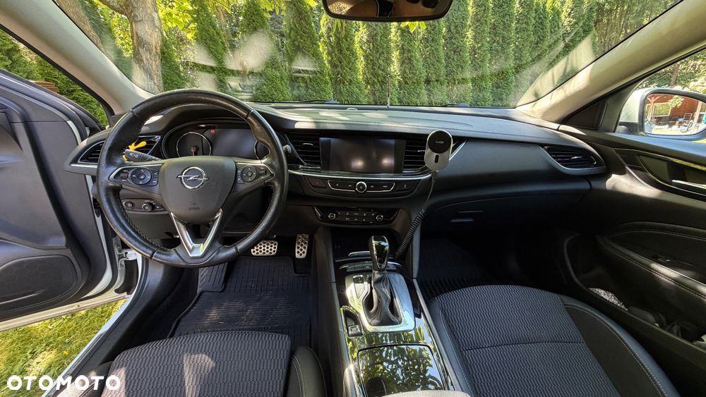 Opel Insignia 2.0 CDTI Cosmo - 11