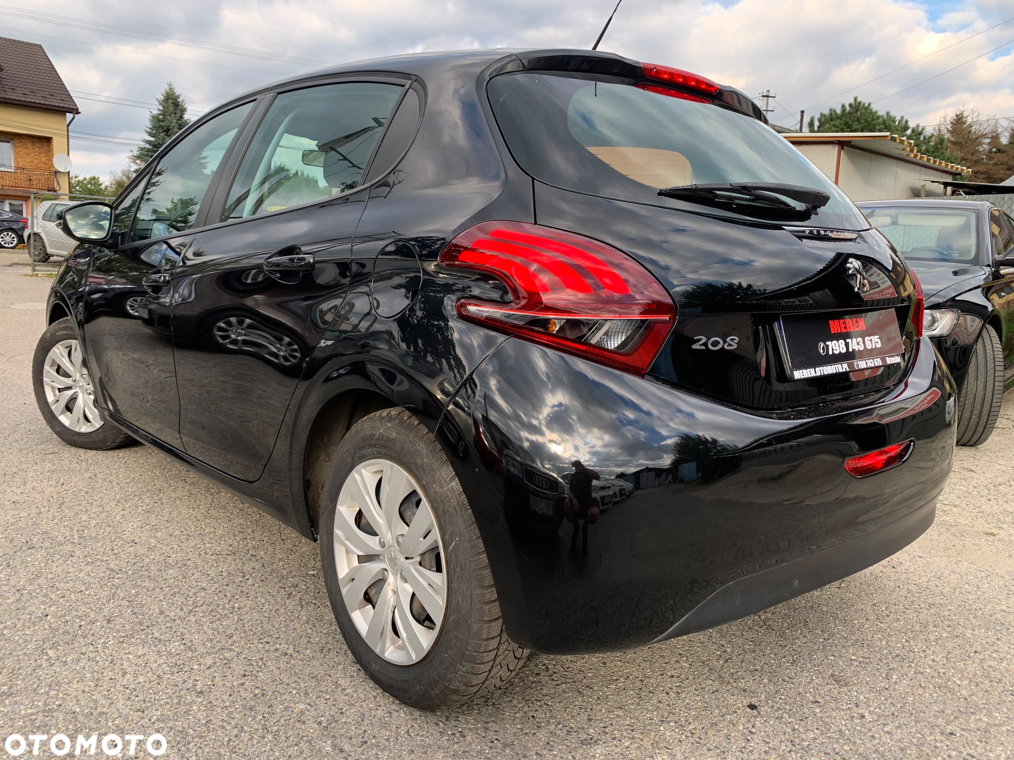 Peugeot 208 1.2 PureTech Allure - 12
