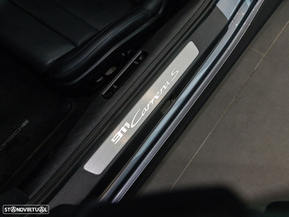 Porsche 911 (992) Carrera S - 15
