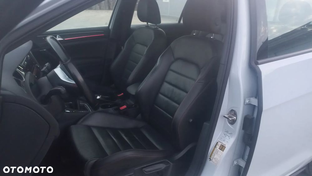 Volkswagen Golf 2.0 TSI BMT GTI Performance - 24