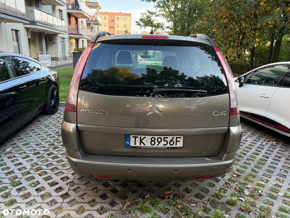Citroen C4 Grand Picasso 2010 photo 3