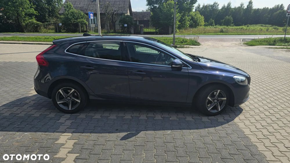 Volvo V40 D4 Drive-E Momentum - 4