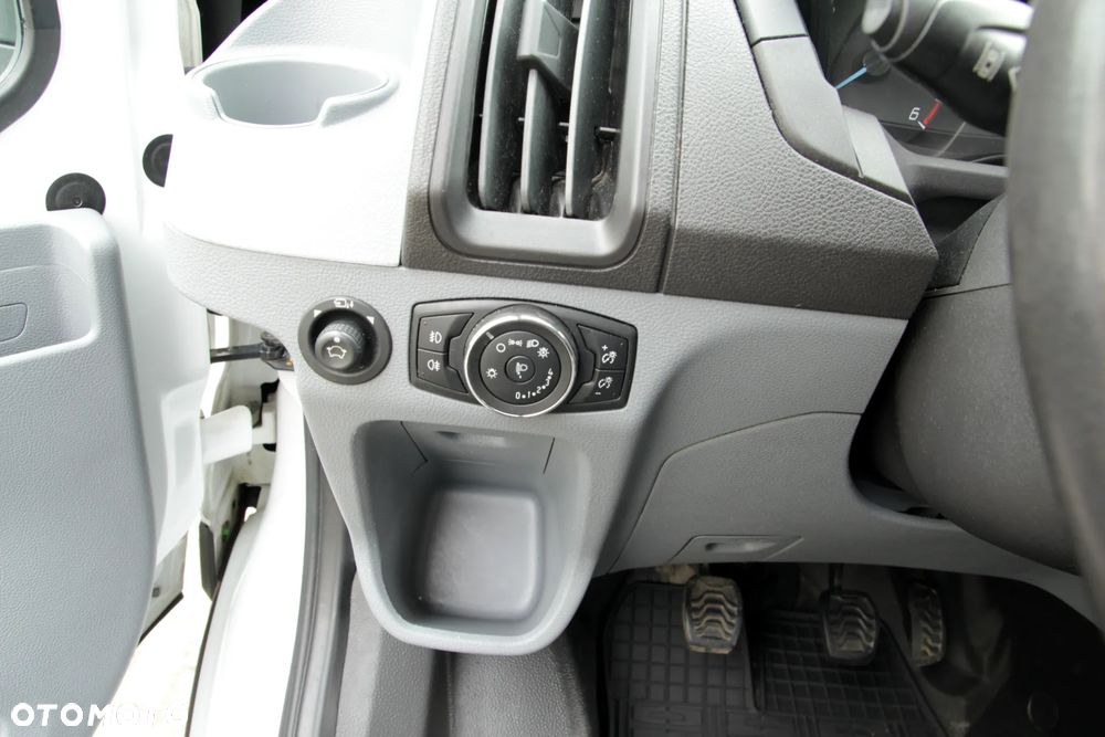 Ford Transit - 8