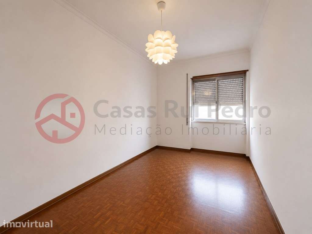 Apartamento T2 perto do metro no Laranjeiro, Almada - Grande imagem: 4/33