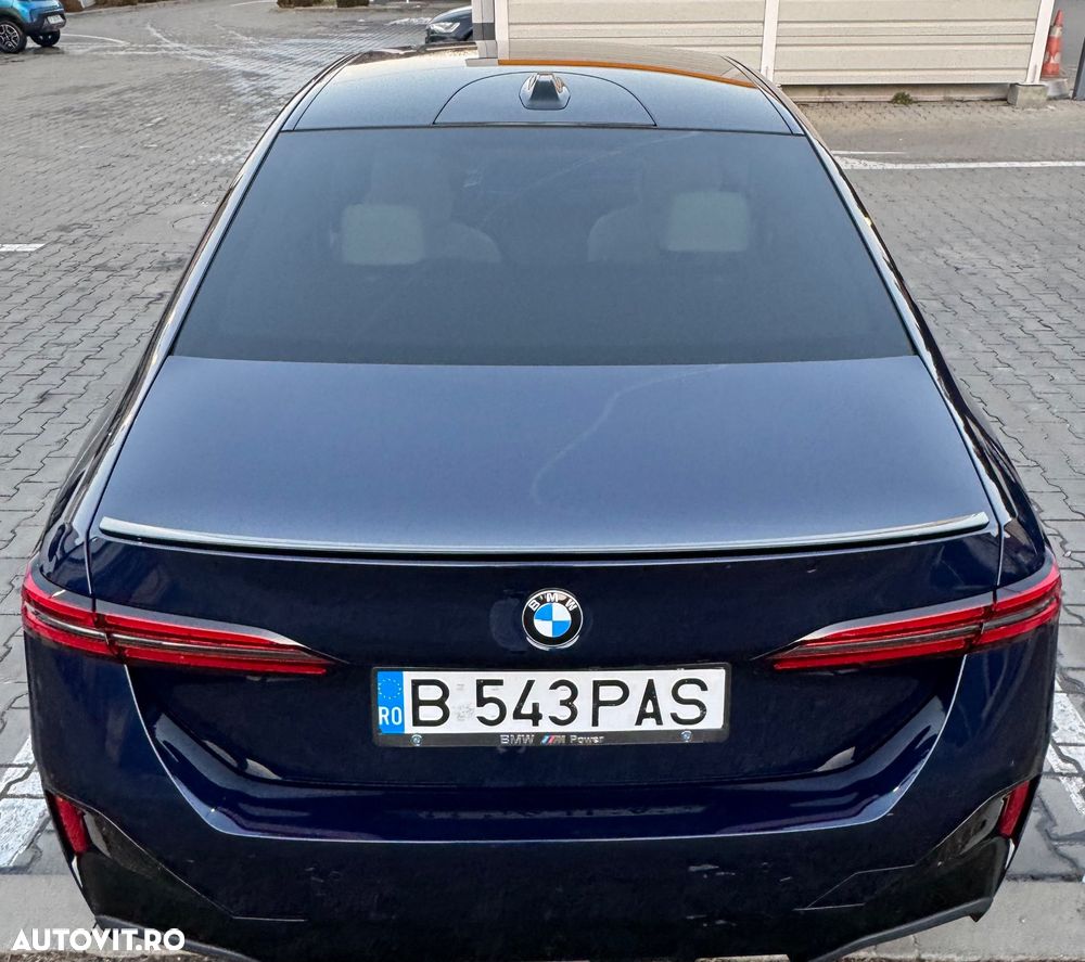 BMW Seria 5 520d AT MHEV - 8