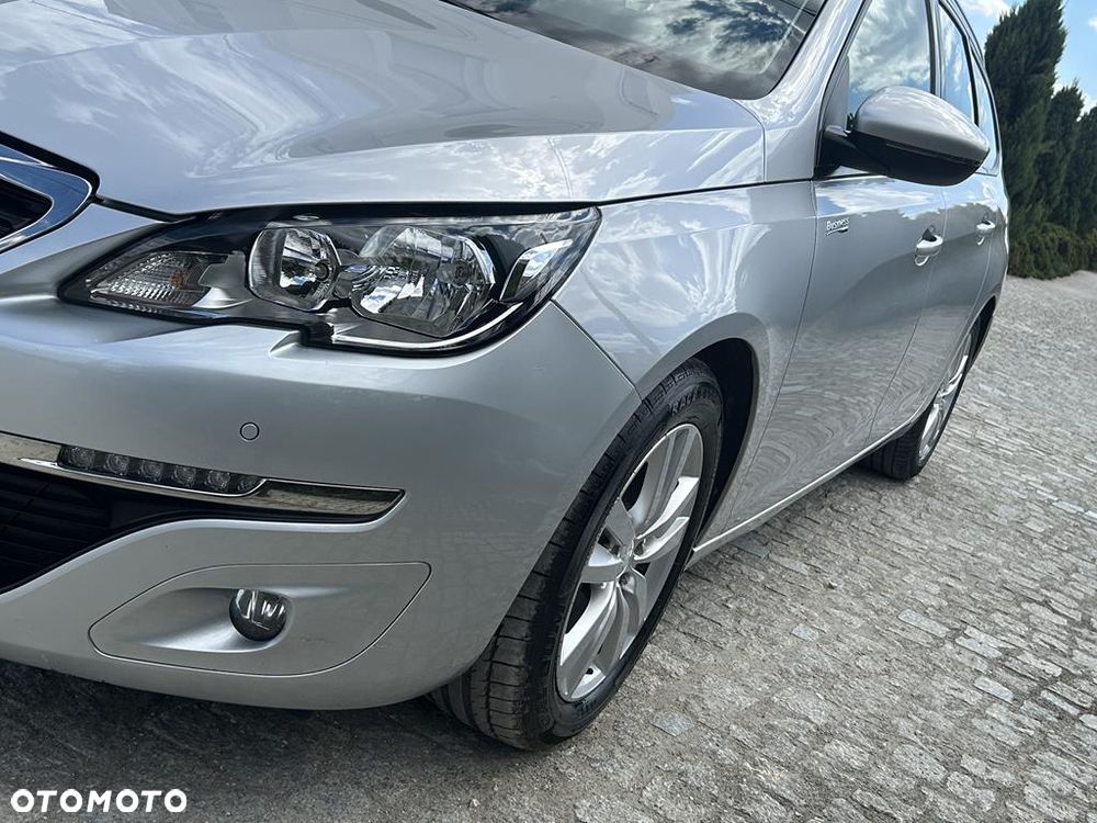 Peugeot 308 BlueHDi 120 Stop & Start Business-Line - 29