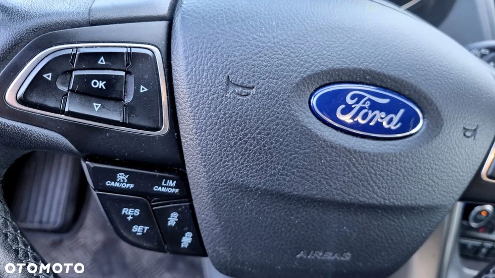 Ford Kuga 2.0 TDCi 4x2 Titanium - 22