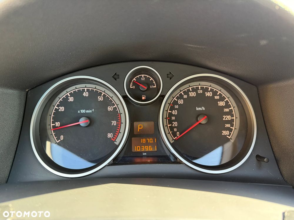 Opel Astra - 28