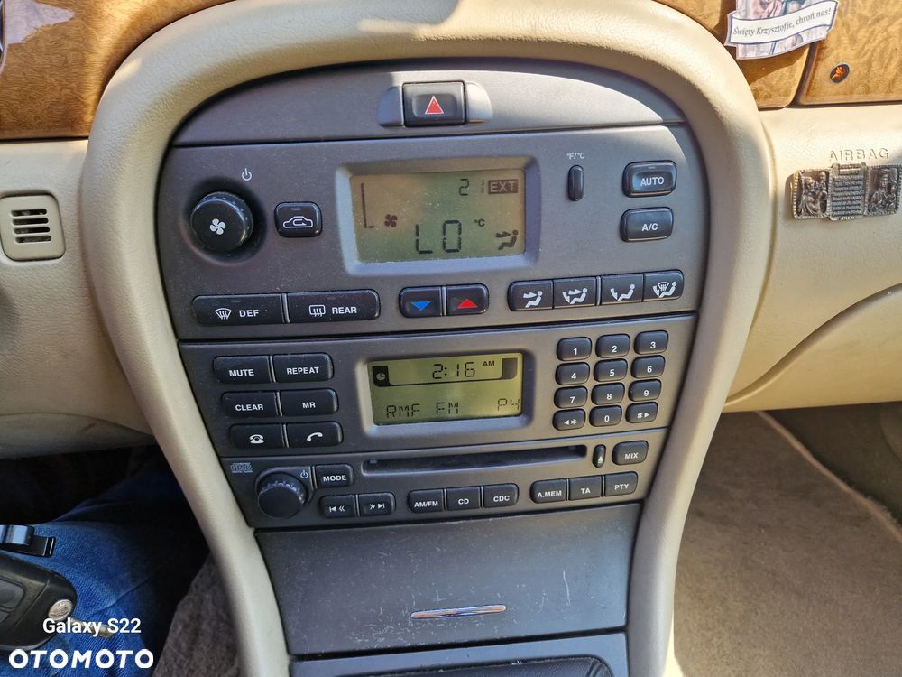 Jaguar X-Type 2.0 - 25