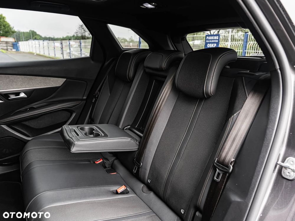 Peugeot 3008 1.5 BlueHDi GT Pack S&S EAT8 - 27