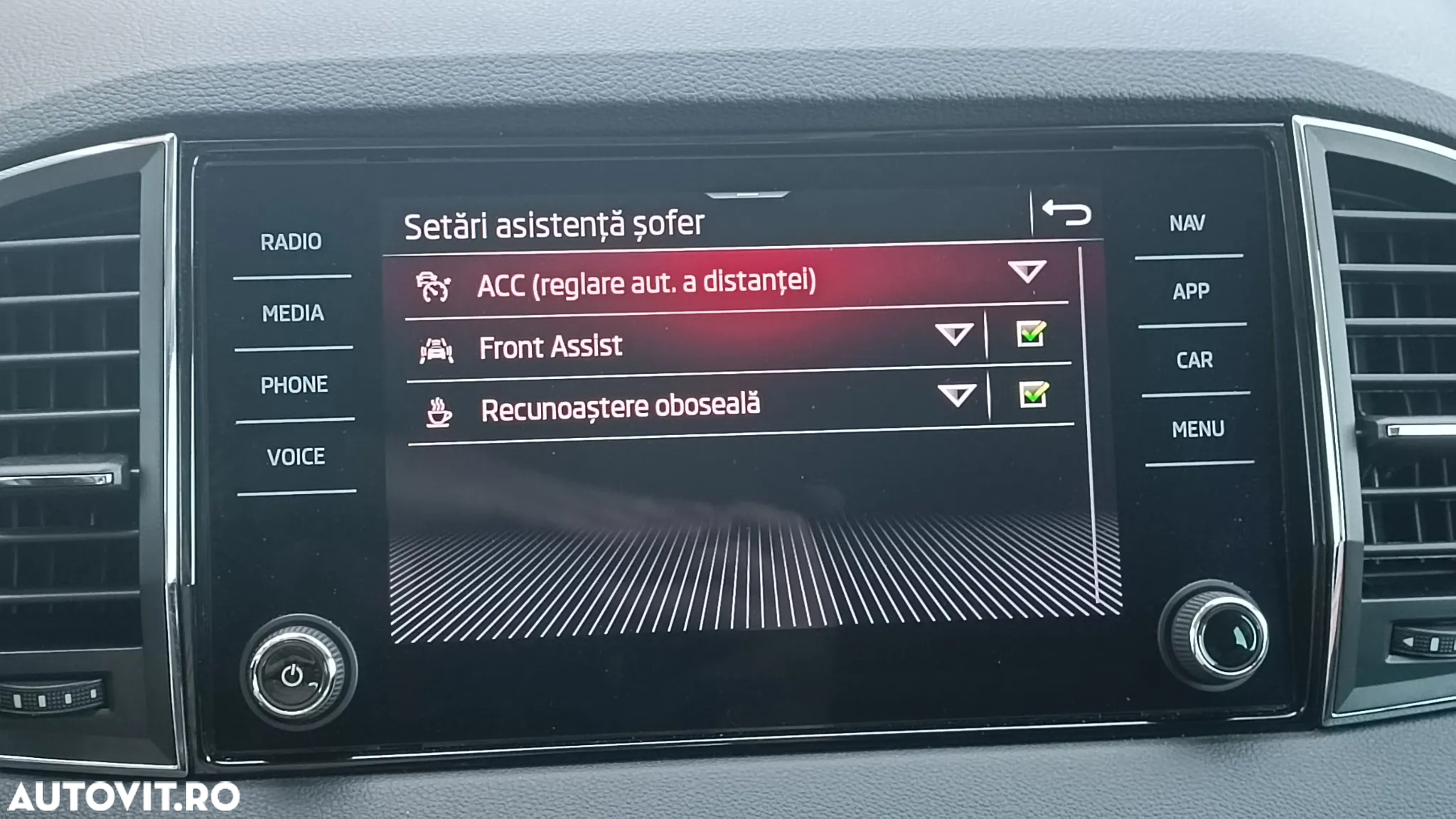 Skoda Karoq - 18