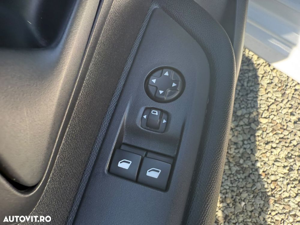 Peugeot 208 Blue-HDi 100 Stop&Start Active - 16