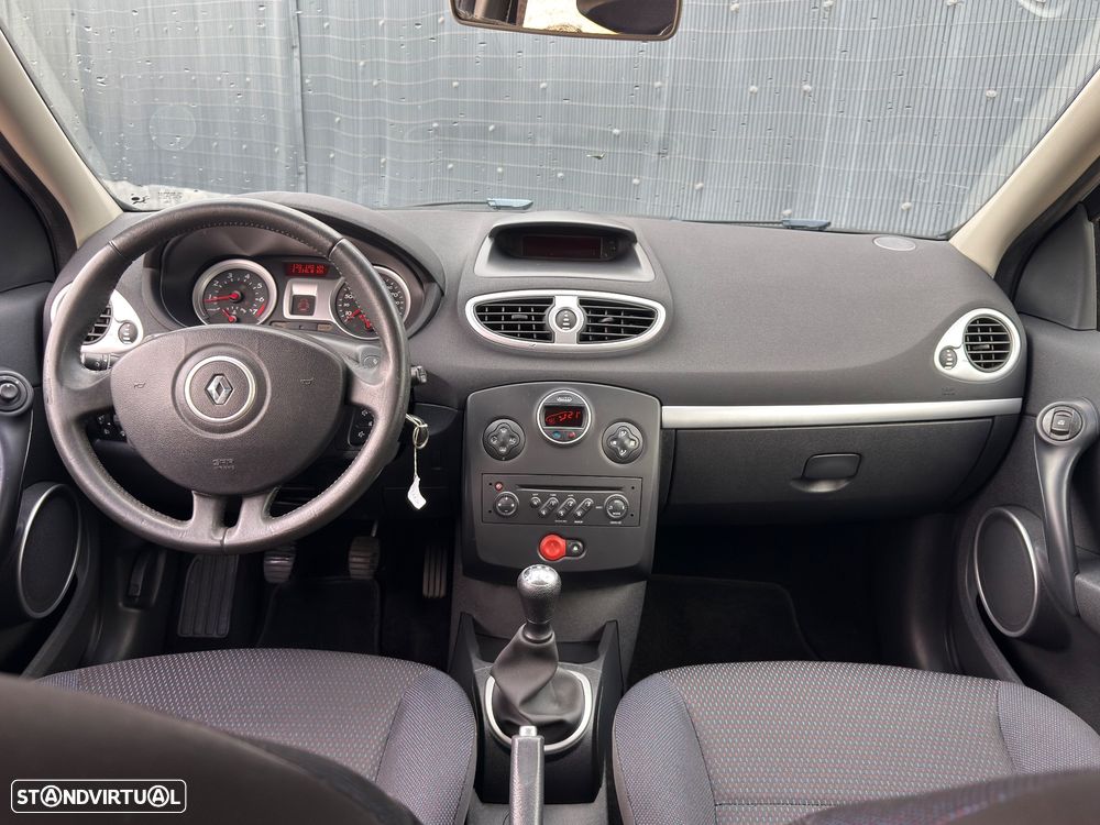 Renault Clio 1.2 16V Dynamique S - 7