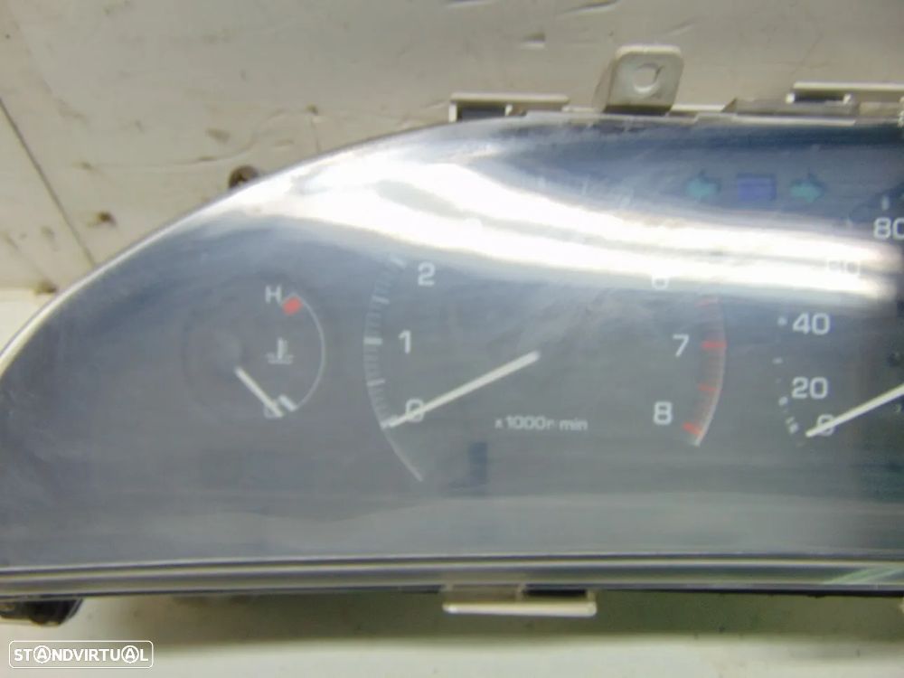 Toyota Corolla EE90 conta-kilómetros/Centro volante - 4